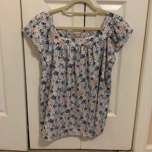 Philosophy size large floral blouse